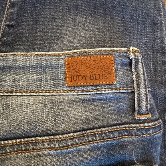 Judy Blue Relaxed Fit Denim Jeans Size 13 - Picture 8 of 8
